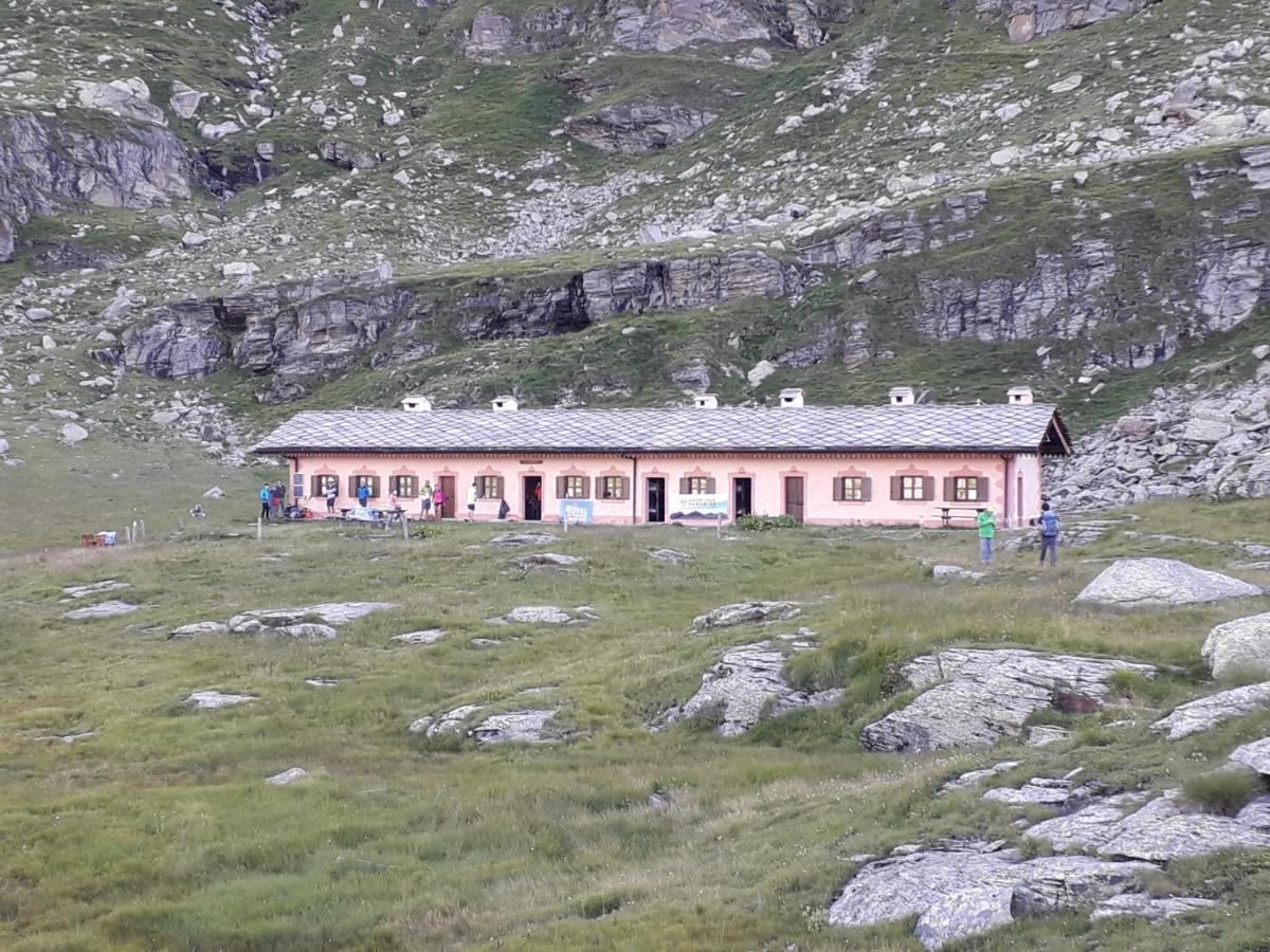 הוילה Noasca Rifugio Casa Di Caccia מראה חיצוני תמונה