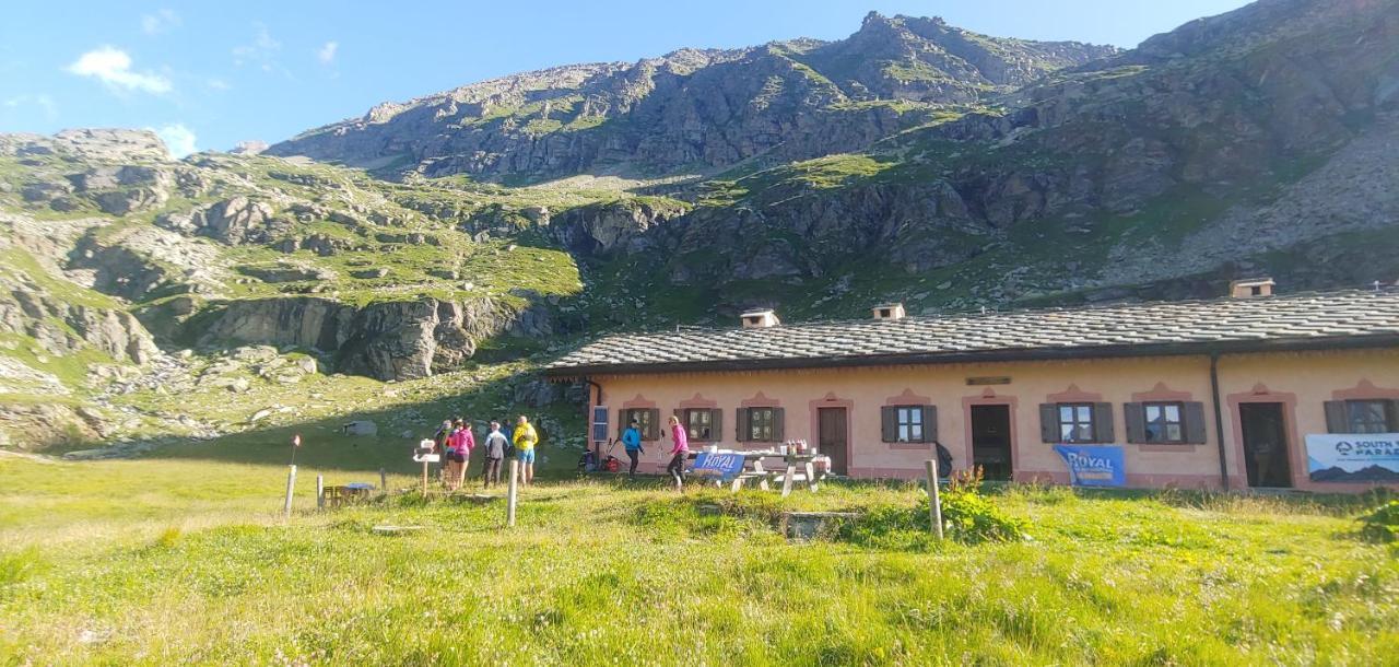 הוילה Noasca Rifugio Casa Di Caccia מראה חיצוני תמונה