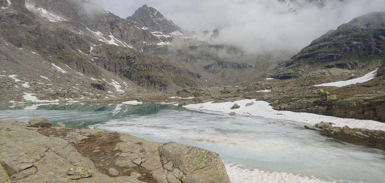 הוילה Noasca Rifugio Casa Di Caccia מראה חיצוני תמונה