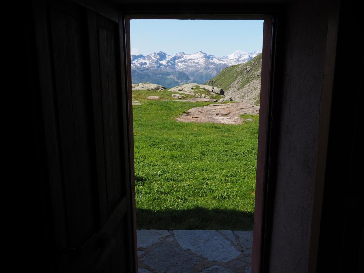 הוילה Noasca Rifugio Casa Di Caccia מראה חיצוני תמונה