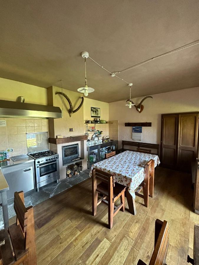 הוילה Noasca Rifugio Casa Di Caccia מראה חיצוני תמונה
