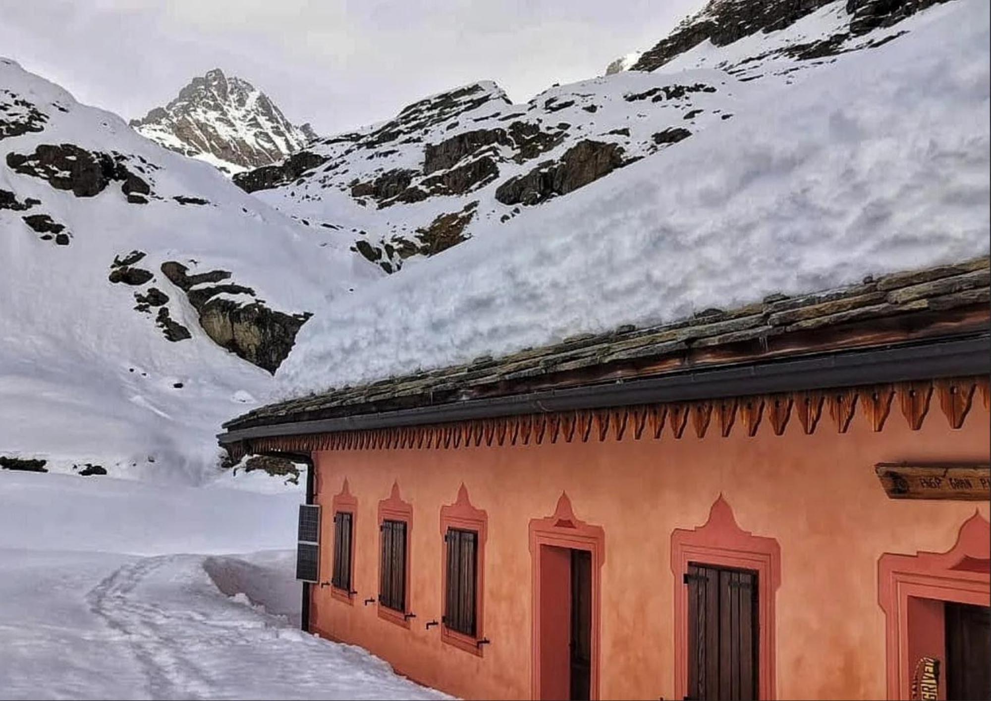 הוילה Noasca Rifugio Casa Di Caccia מראה חיצוני תמונה